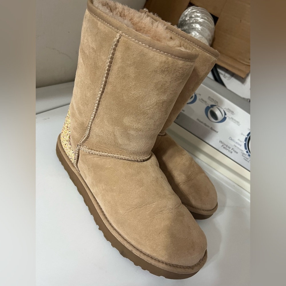 Womens ugg boots size 10
